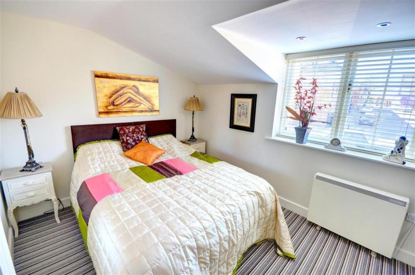 Hotties House - Two-Bed Cottage, Dog-Friendly & Off-Street Parking - Scarborough Zewnętrze zdjęcie